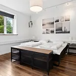 Ginie - 70m From The Sea By Interhome