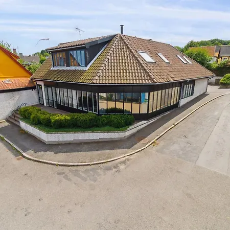 Ginie - 70m From The Sea By Interhome